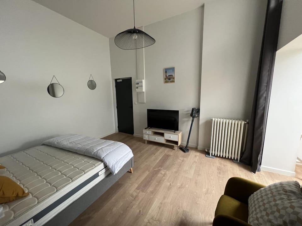 Communal lounge/ TV room, Living room