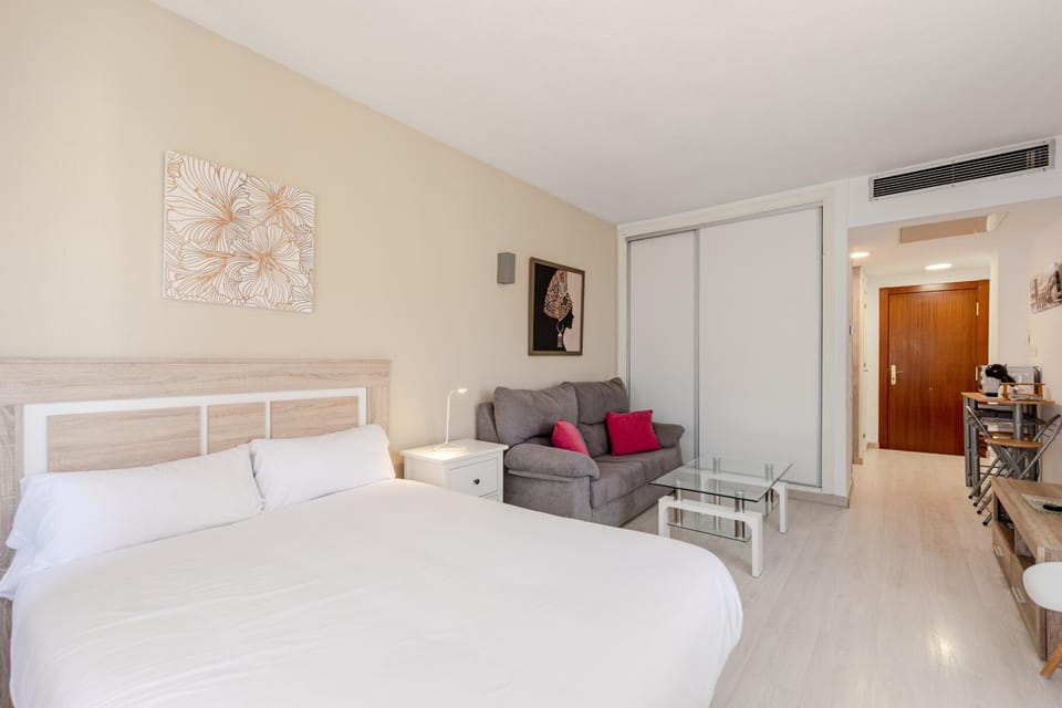 Property building, Living room, Bedroom