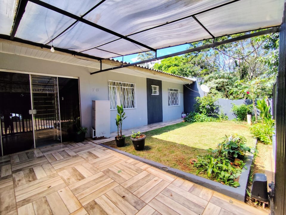 Casa próximo Catuaí Apartment in Cascavel