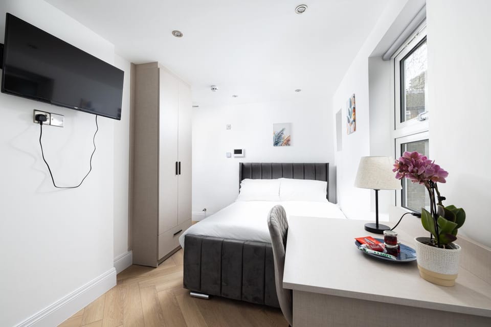 Charmstay Kensington Olympia Apartment in City of Westminster