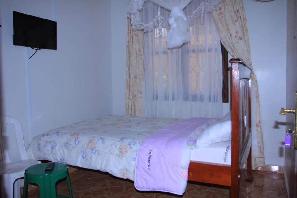 Bed, TV and multimedia