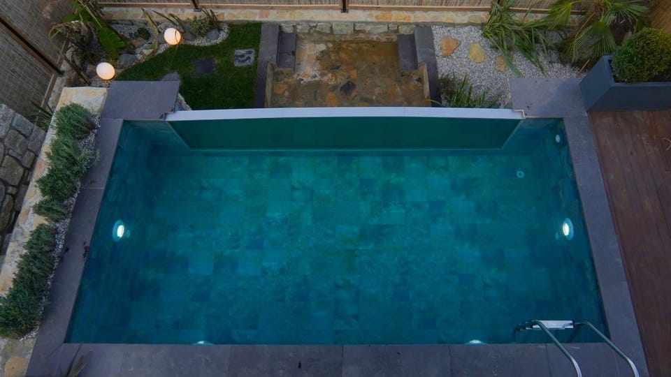 Garden, Swimming pool
