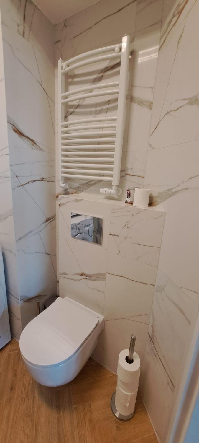 Toilet, Bathroom