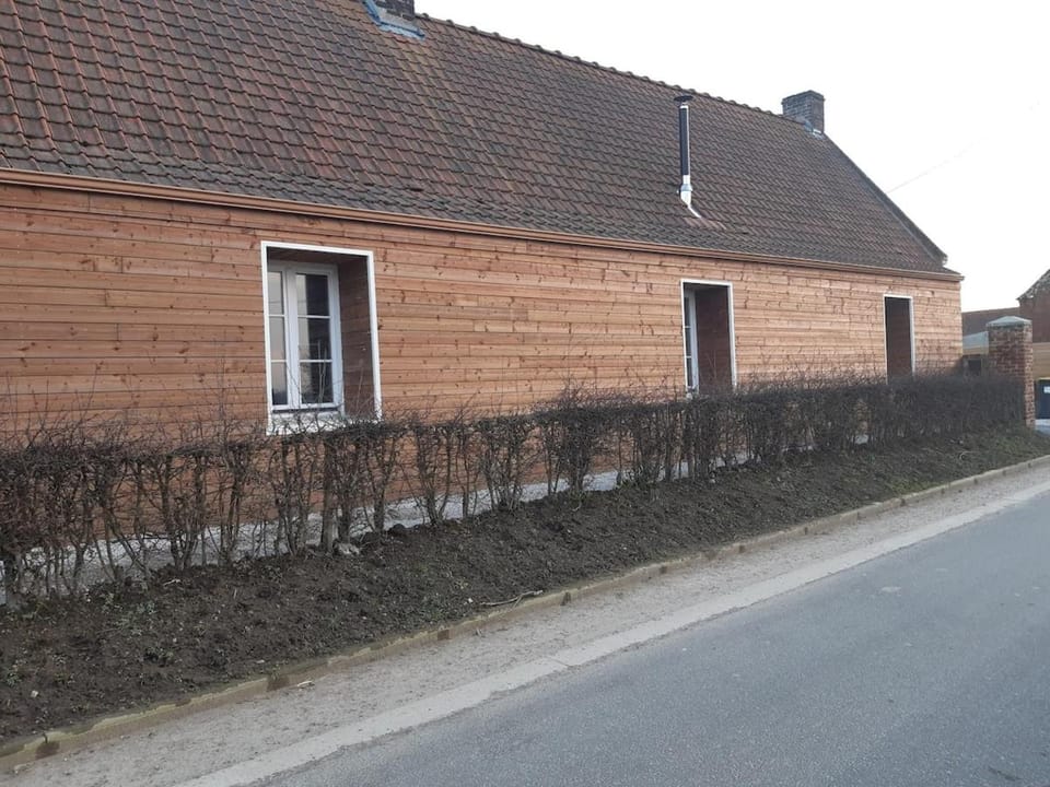 Property building, Day, Street view