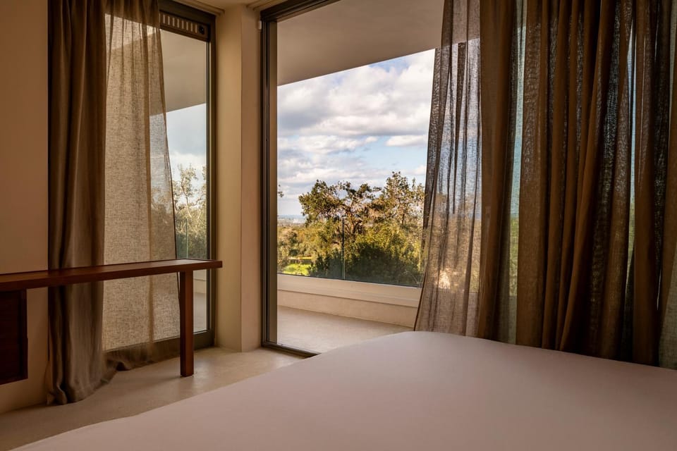 Bed, View (from property/room), Bedroom