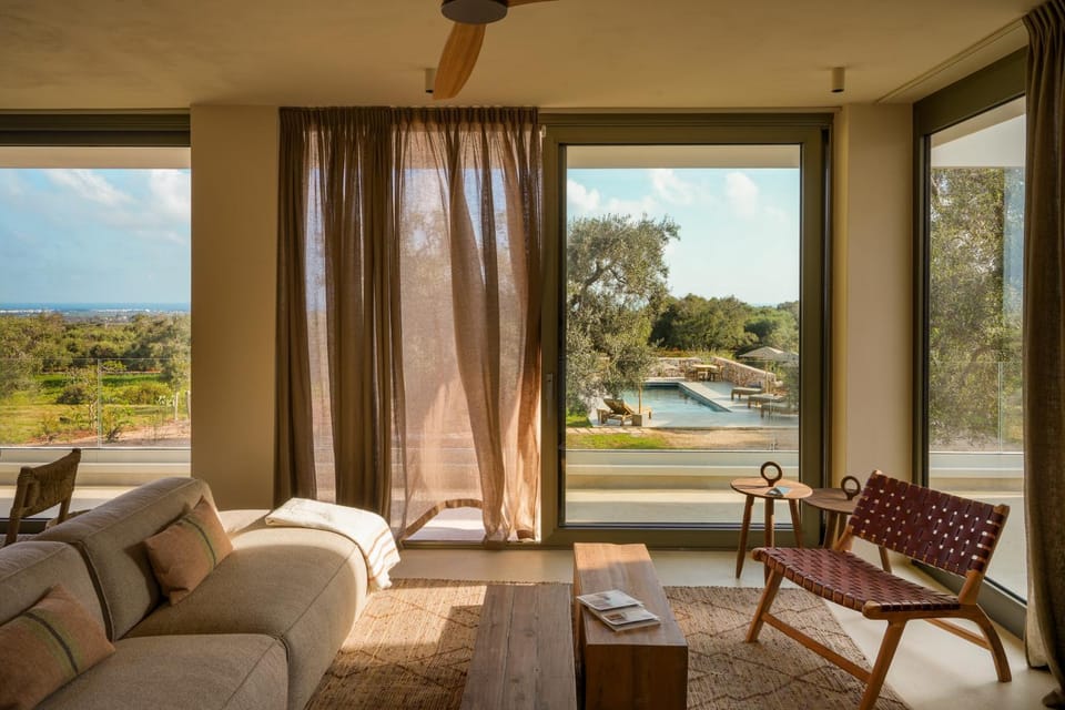 Natural landscape, Garden, View (from property/room), Balcony/Terrace, Living room, Seating area, Garden view, Pool view, Swimming pool