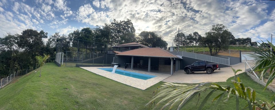 Property building, Natural landscape, Garden, Garden view, Pool view, Swimming pool, Parking