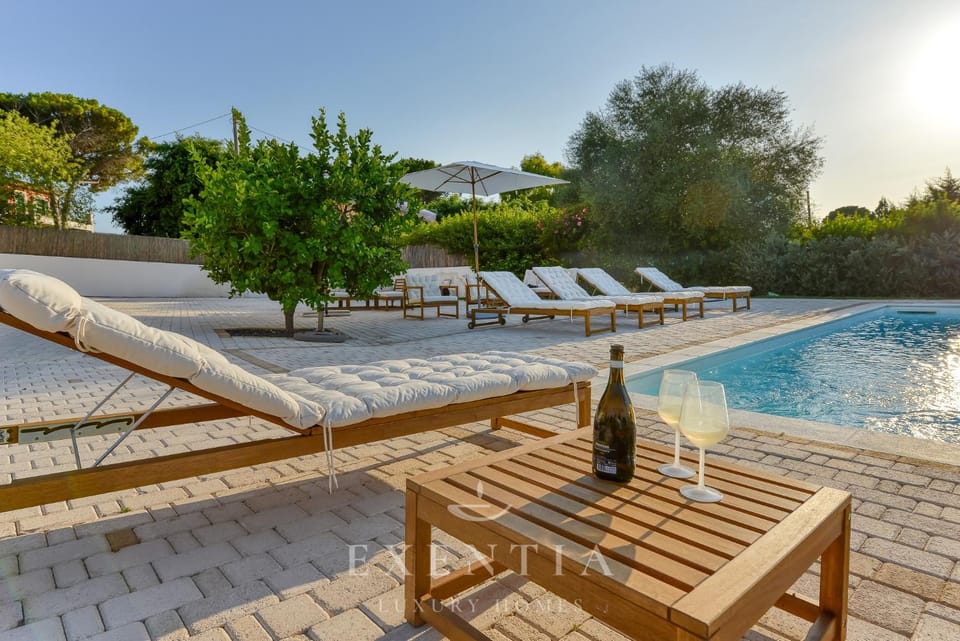 Sea View Villa with Pool facing Ortigia, Etna View Villa in Sicily