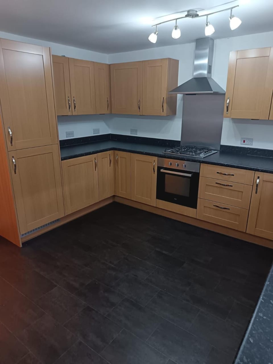 4 Bed House near Lakeside Shopping Centre House in Grays