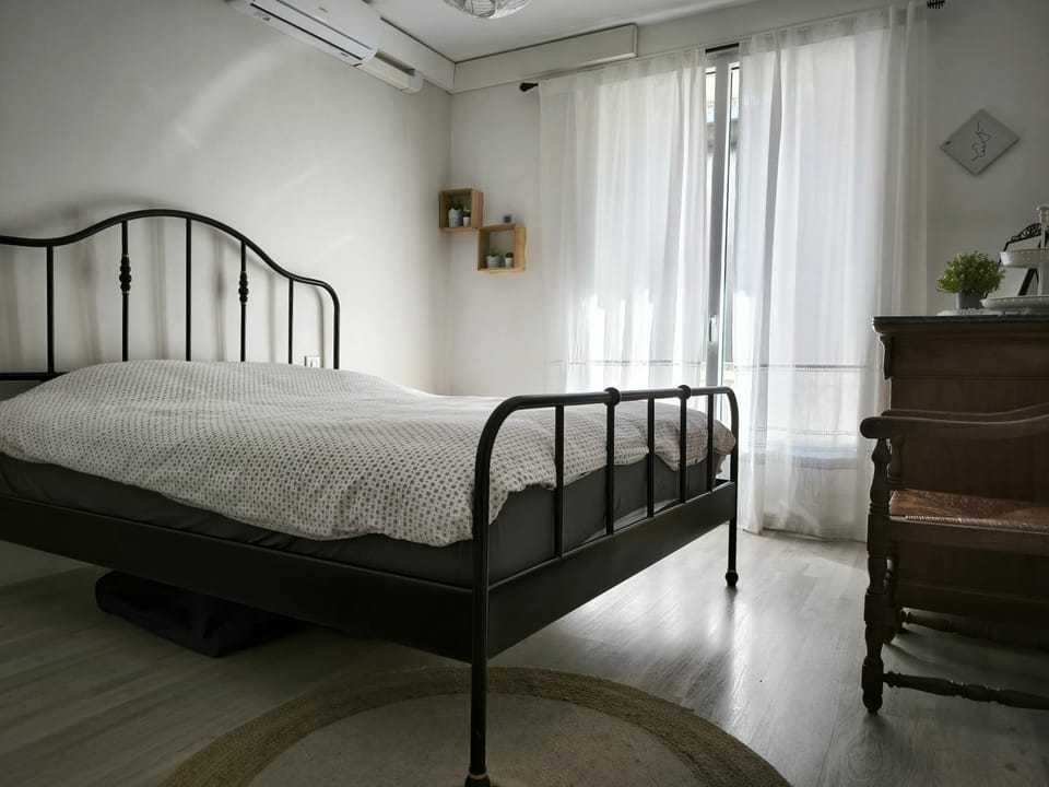 L'échappée belle, parking, climatisation, 5min à pied du centre historique Apartment in Avignon