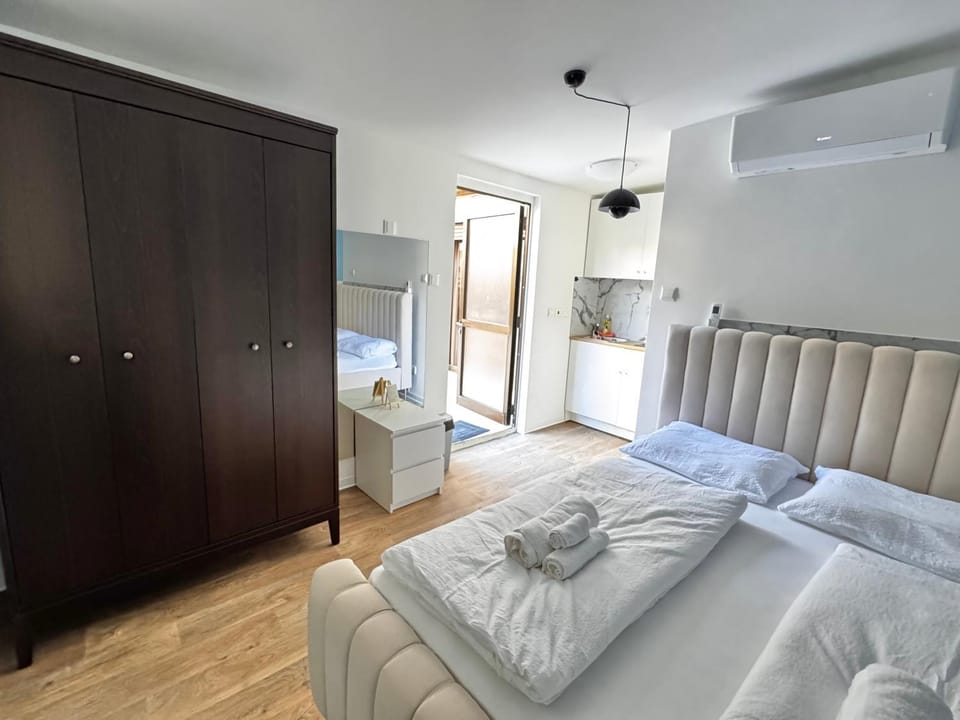 Bed, wardrobe