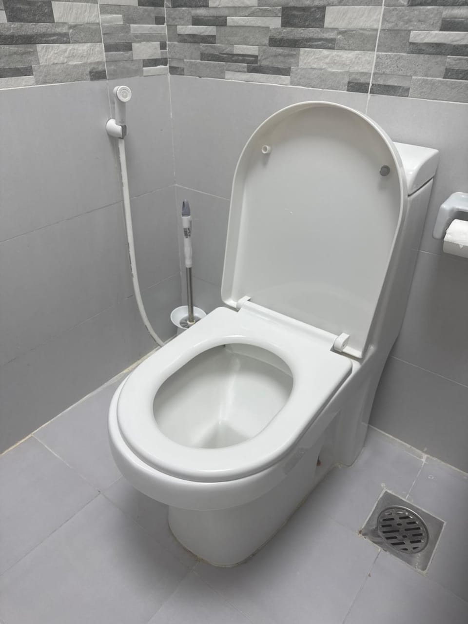 Homestay Cozy bedroom with private attached washroom in ajman villa Vacation rental in Ajman