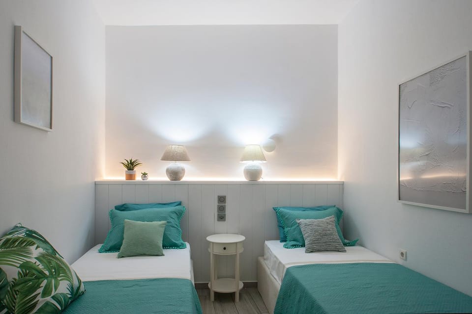 Capolavoro Sea View Villa, 6 pers by MPS Apartment in Skiathos