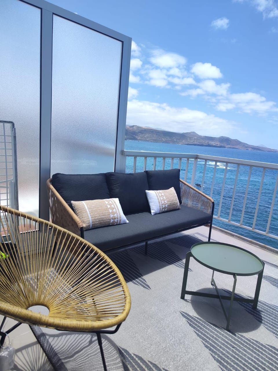 Skyline Beachfront Retreat Apartment in Las Palmas de Gran Canaria