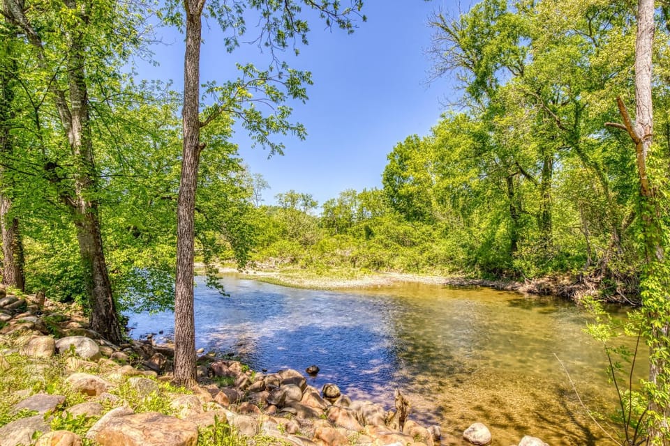 Spring, Day, Natural landscape, View (from property/room), View (from property/room), Decorative detail, Decorative detail, Mountain view, Mountain view, River view, River view