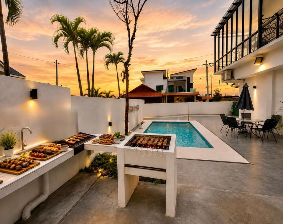 BBQ facilities, Swimming pool