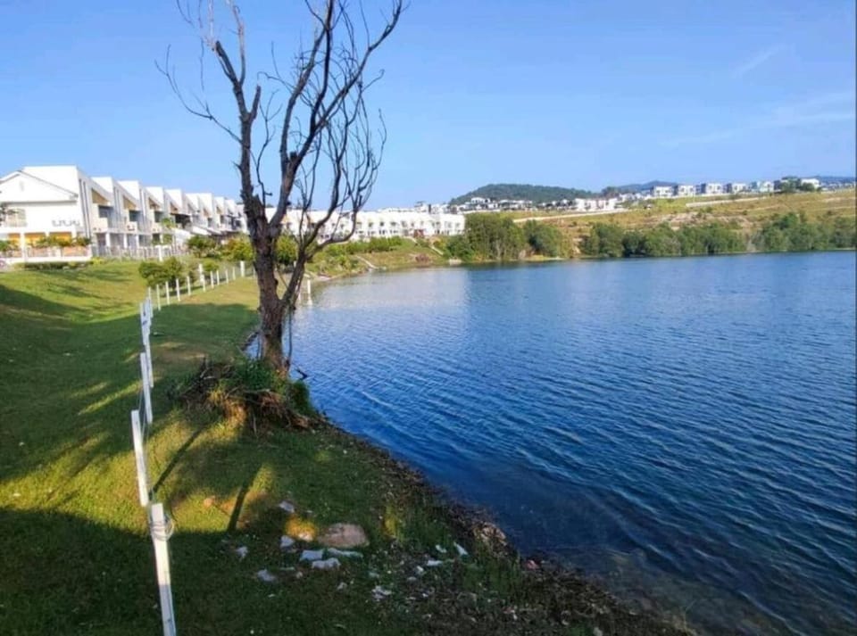 Natural landscape, Lake view