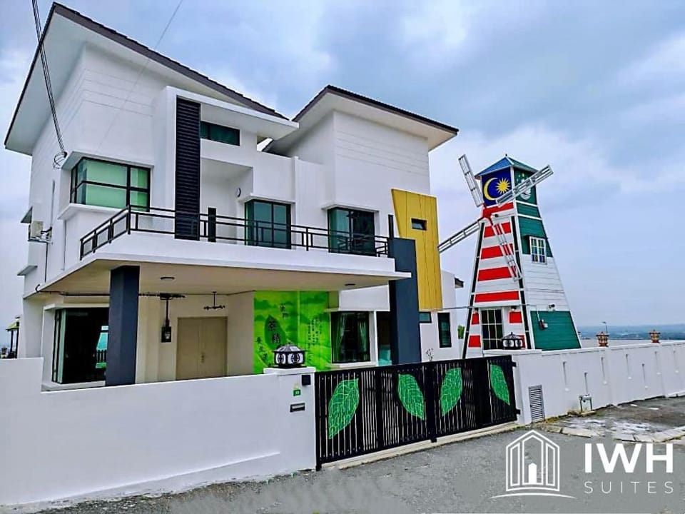 Property building, Natural landscape