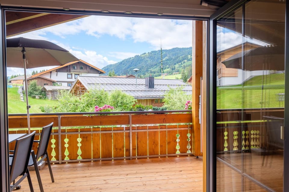 View (from property/room), Balcony/Terrace