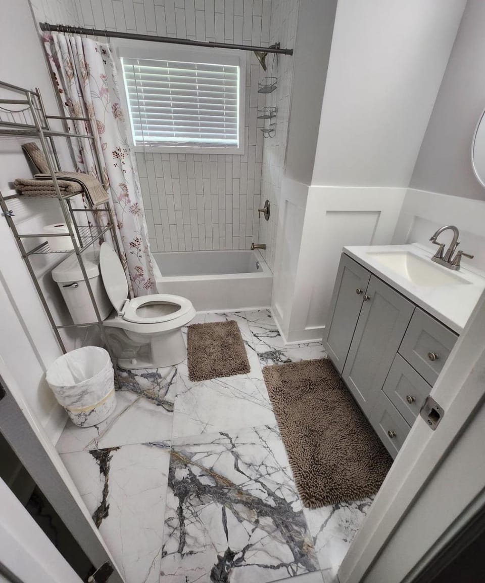 Comfy Home in Atlanta, GA Apartment in East Point