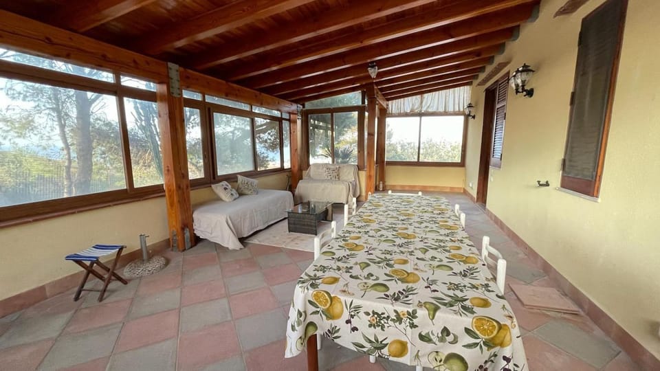 Patio, Living room, Seating area, Dining area