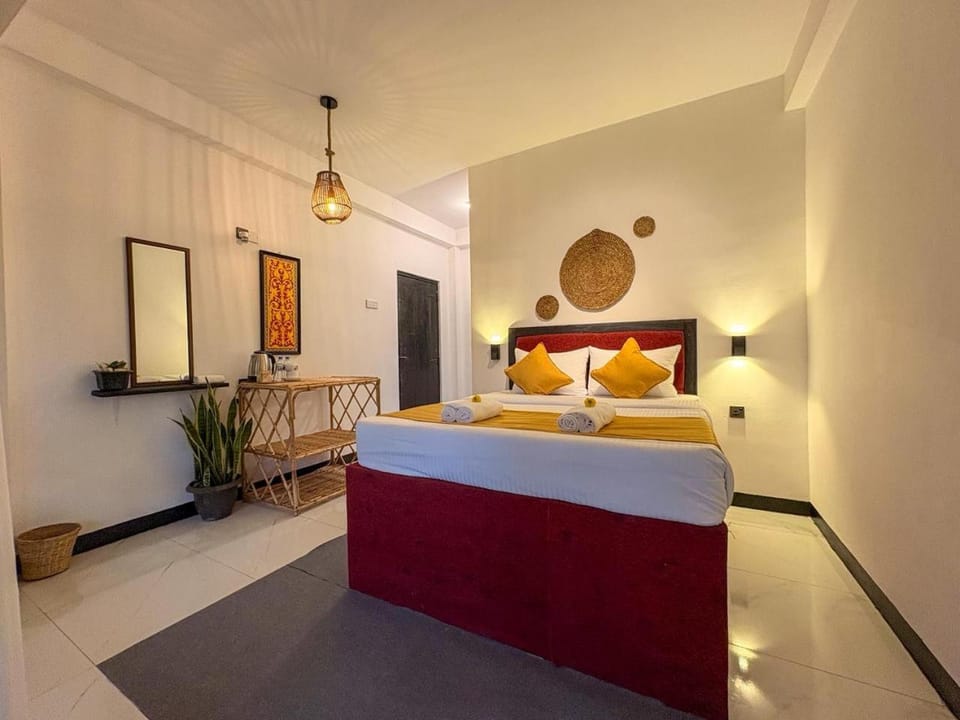 Bed, Photo of the whole room, wardrobe