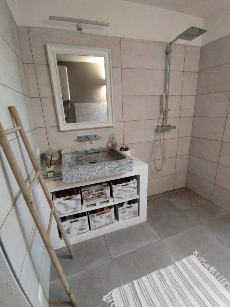 Shower, Bathroom