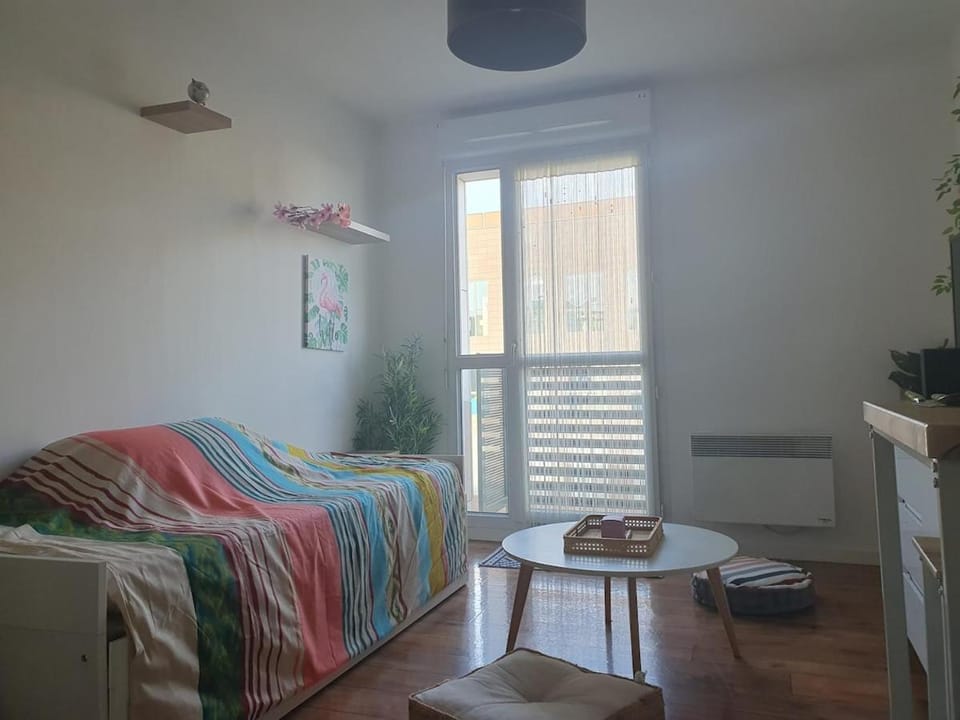 L'îlot du Val d'Europe à 2 minutes du RER et à 5 minutes de Disneyland Apartment in Île-de-France