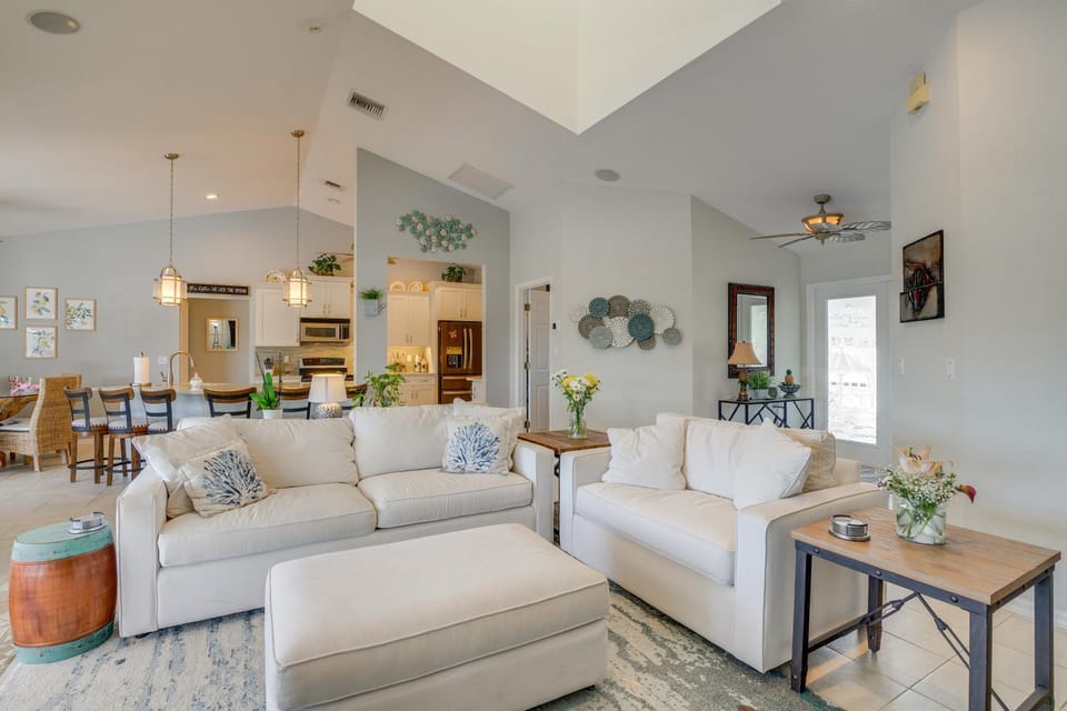 Dock & Pool: Canal-Front Cape Coral Oasis! House in Cape Coral