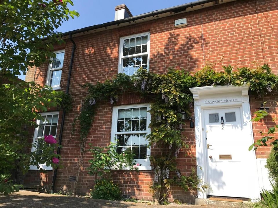 Boutique Retreat in Central Winchester House in Winchester