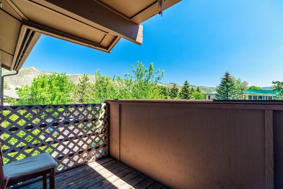 Modern Vacation Condo Across from Beaver Creek Ski House in Avon