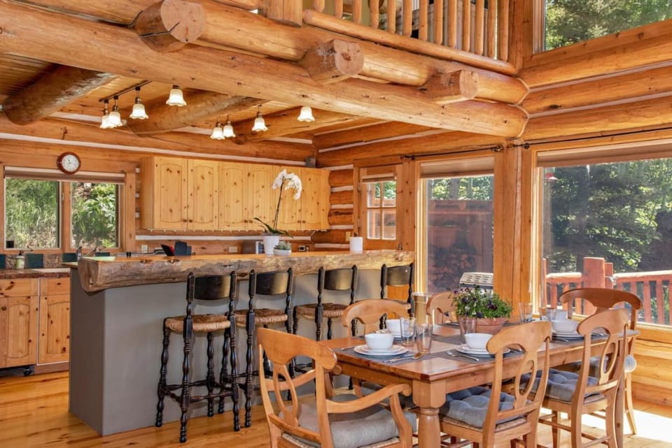 Log Home Stunning Views Hiking Fishing Paradise House in Eagle County