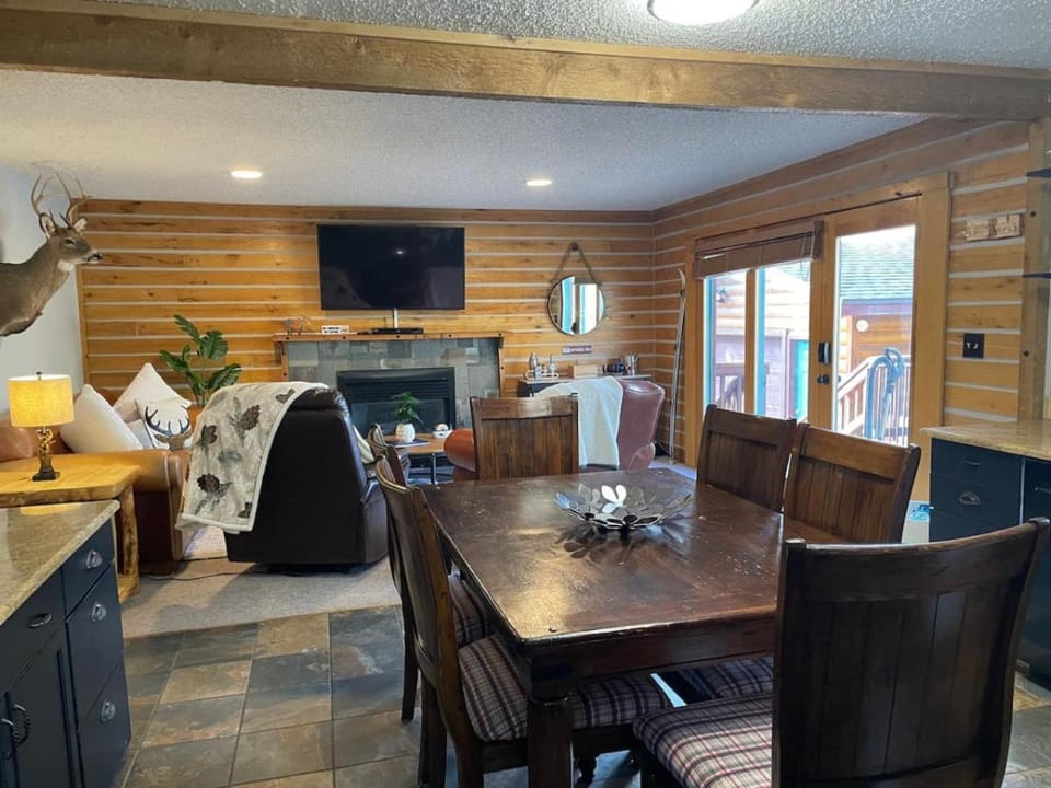 Cozy Mountain Cabin W Hot Tub Breathtaking Views Cabin in Park County
