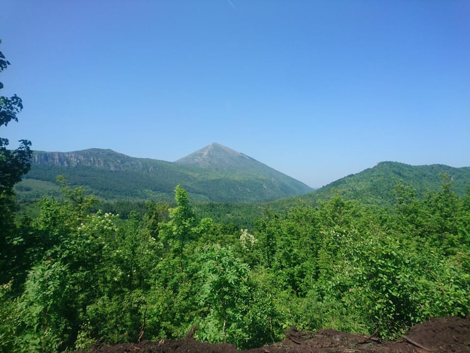 Nearby landmark, Spring, View (from property/room), Mountain view