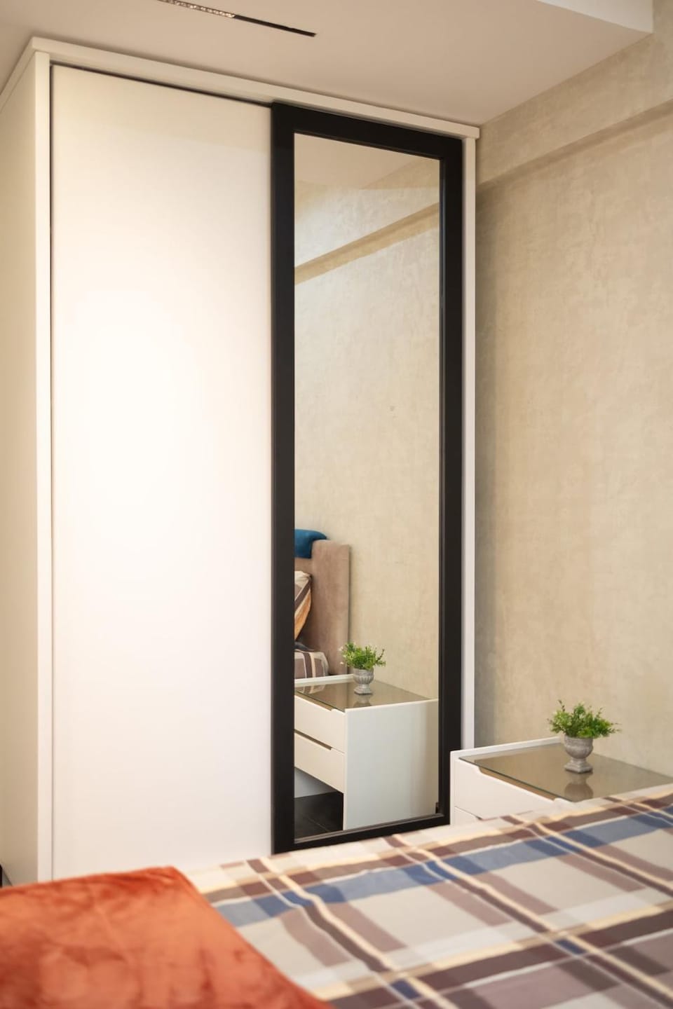 Luxe Heliopolis Apartment With Patio - 15 minute to Airport Apartment in Cairo Governorate