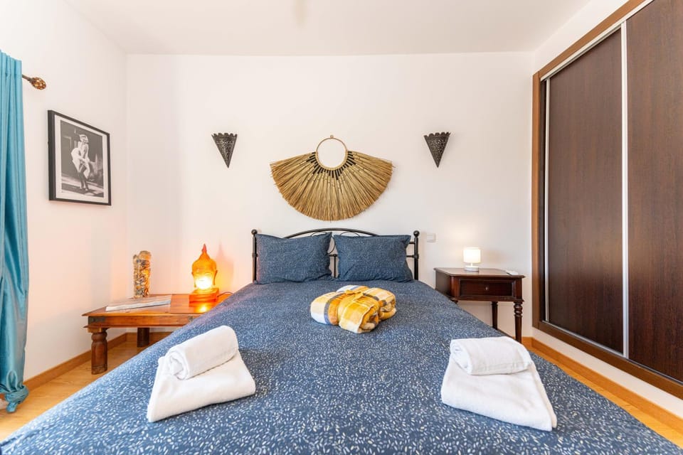 Bed, Bedroom, wardrobe