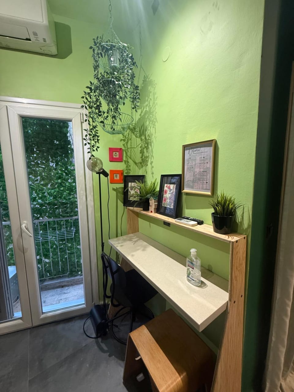 City Vibes Studio Apartment in Thessaloniki