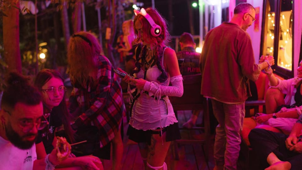 Nightclub / DJ, Balcony/Terrace