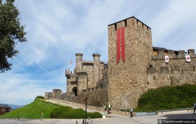 Apartamento nuevo casco antiguo Apartment in Ponferrada