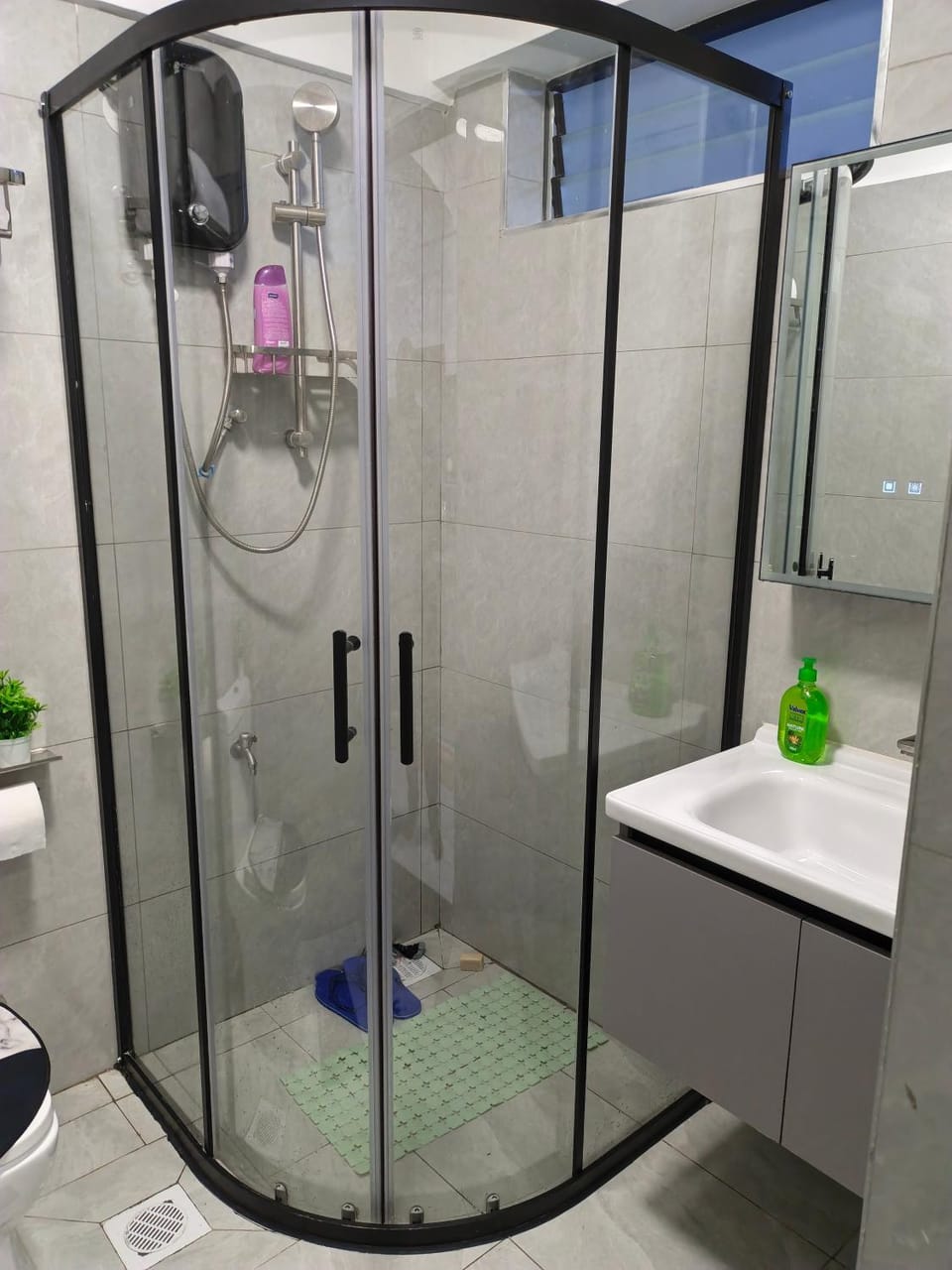 Shower, Bathroom