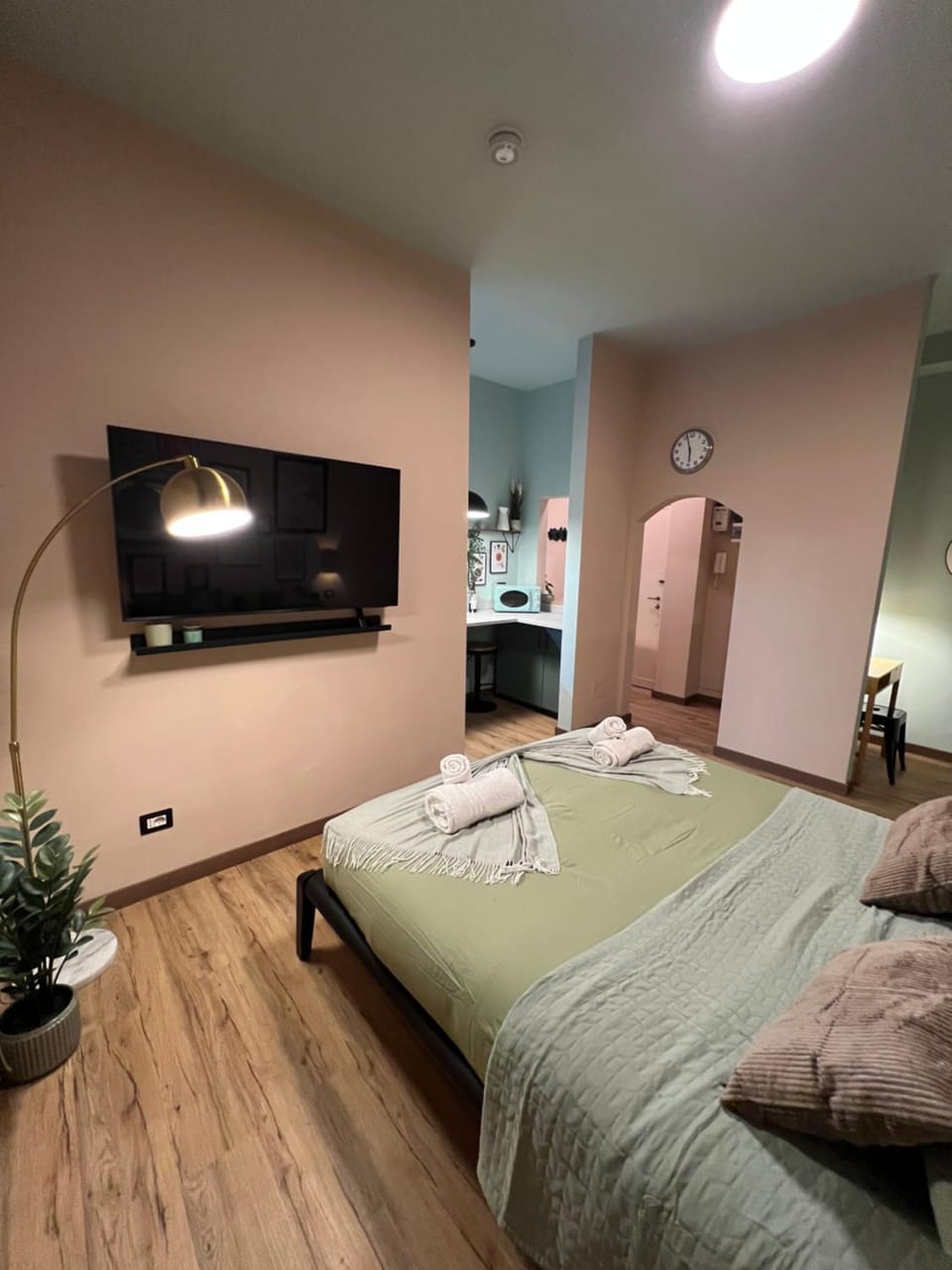 Charme and Cozy Apartment 3 Km away from Duomo Apartment in Milan