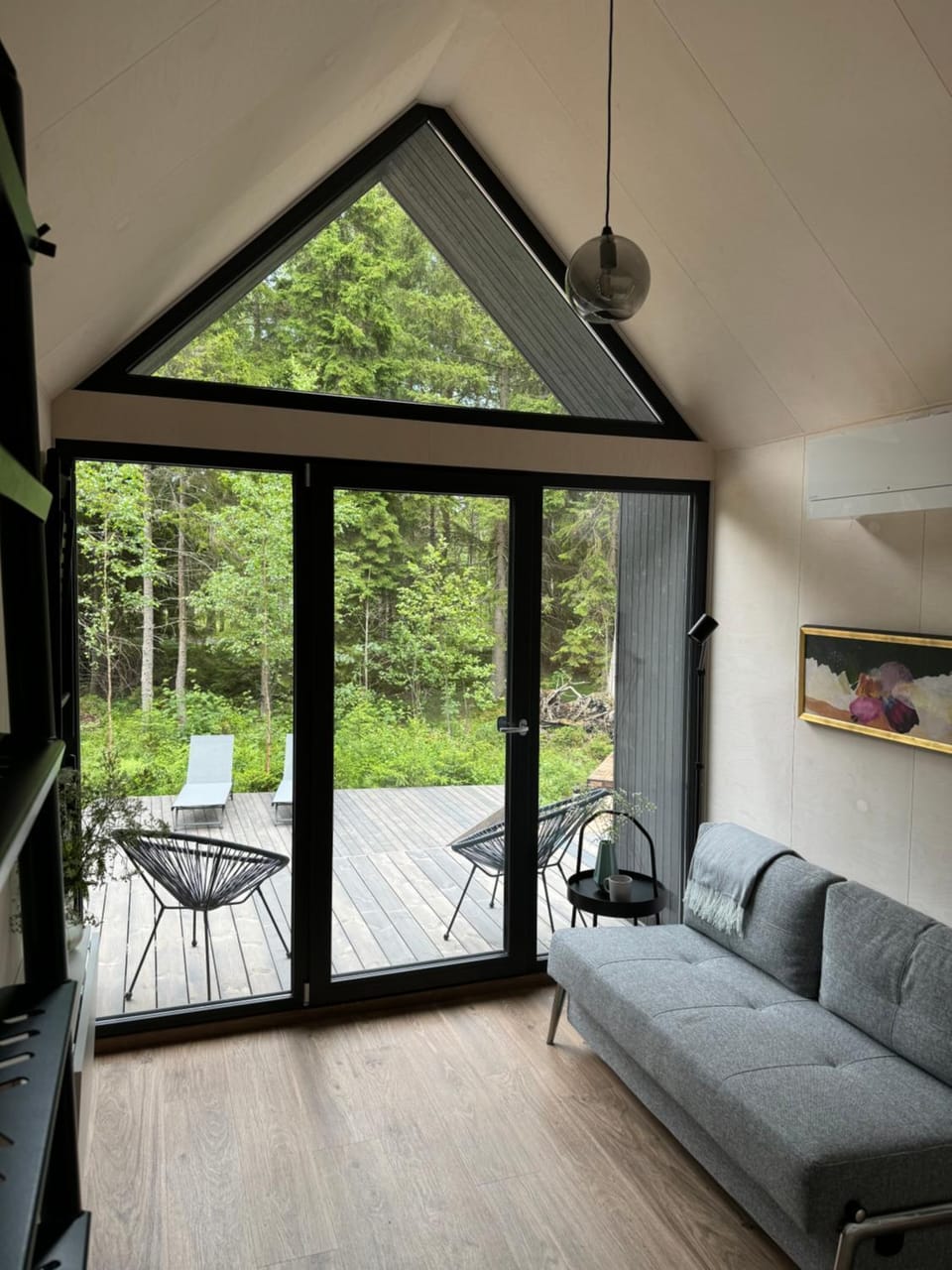 Living room, Dining area, Garden view