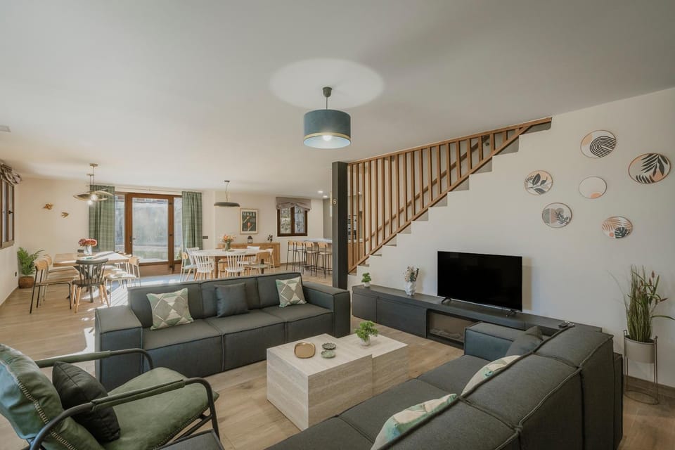 Property building, Living room