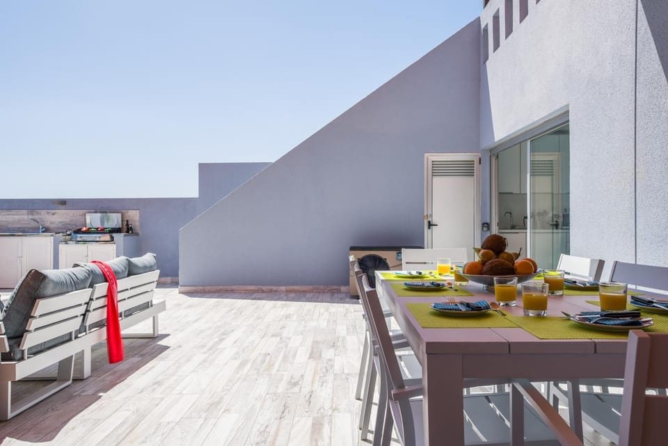 View (from property/room), Balcony/Terrace