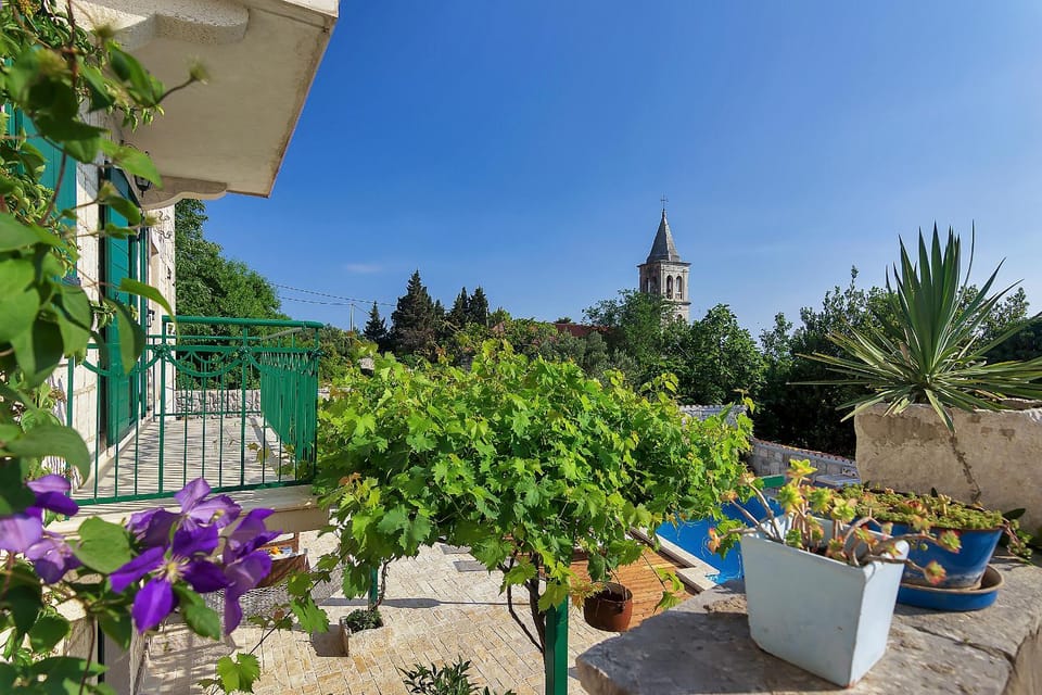 Off site, Garden view, Landmark view, Pool view, Sea view