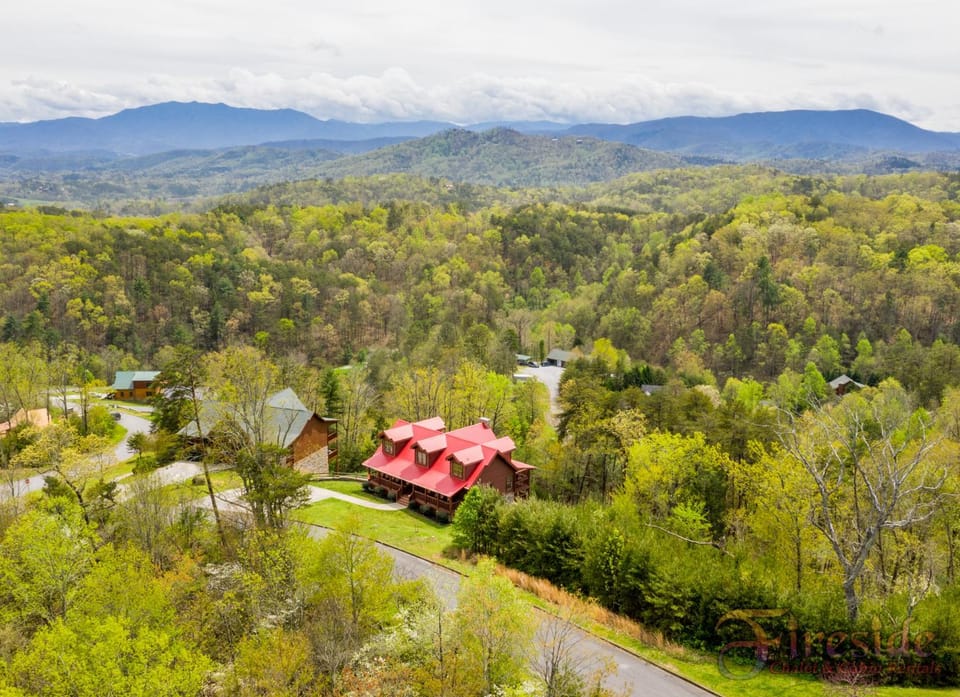 Spring, Day, Neighbourhood, Natural landscape, Bird's eye view, Mountain view