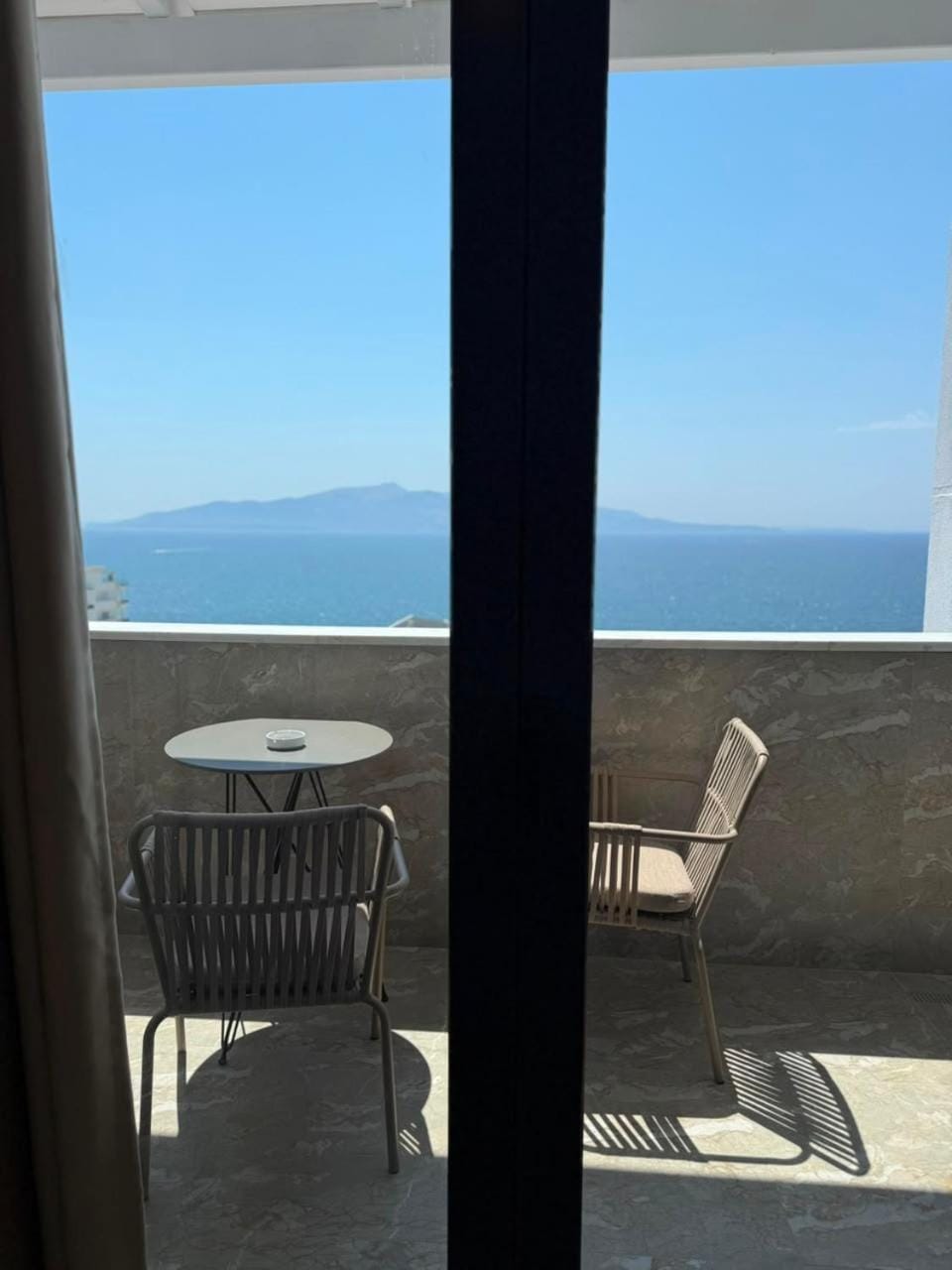Patio, Day, Natural landscape, View (from property/room), Balcony/Terrace, Living room, Seating area, Dining area, Mountain view, Sea view