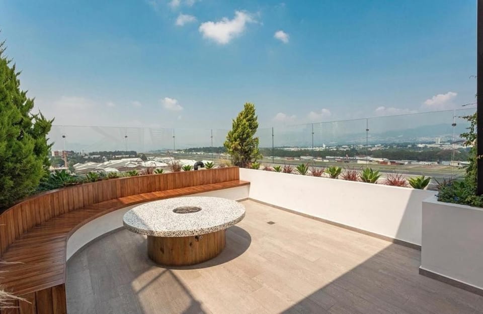 View (from property/room), Balcony/Terrace, Balcony/Terrace, Mountain view