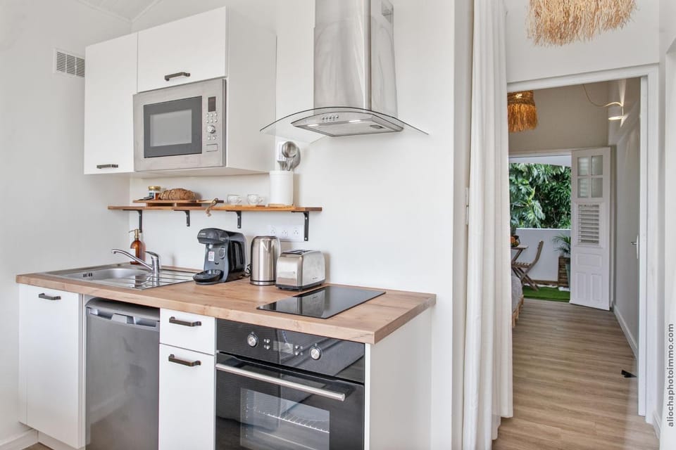 Kitchen or kitchenette, oven, stove, toaster