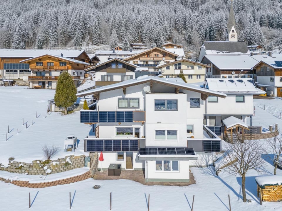 Property building, Winter